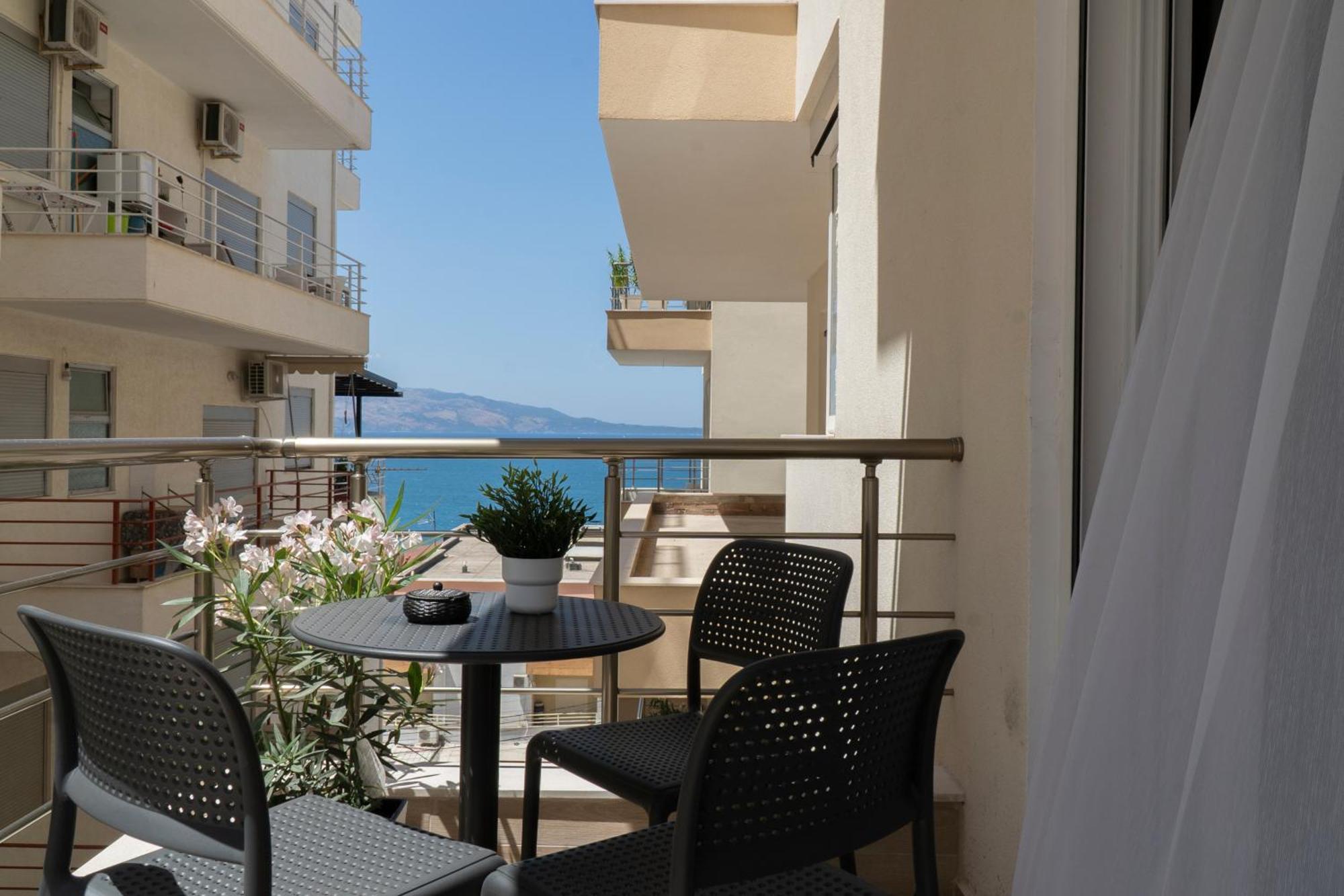Mateo Apartments Saranda Extérieur photo