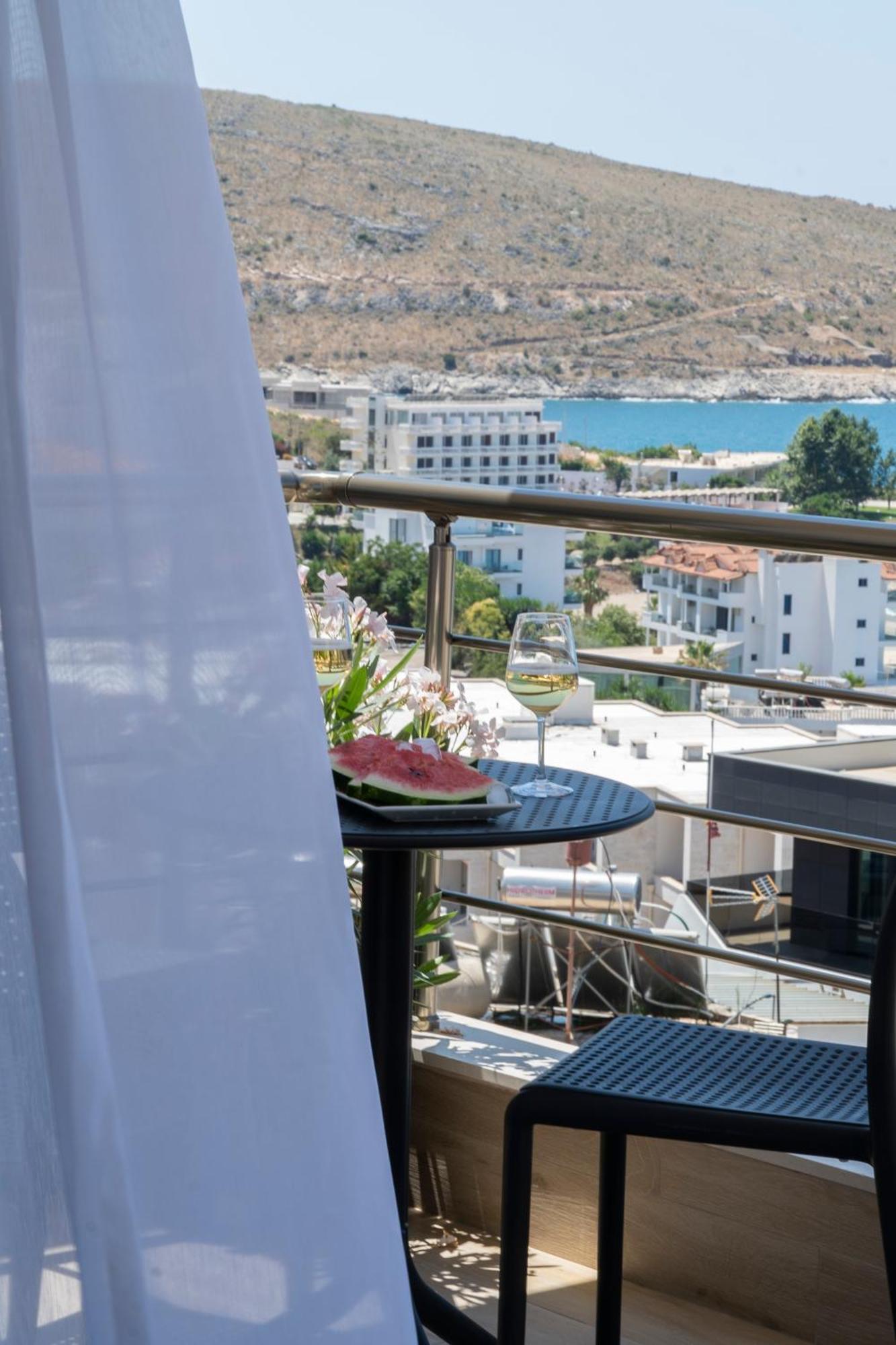 Mateo Apartments Saranda Extérieur photo