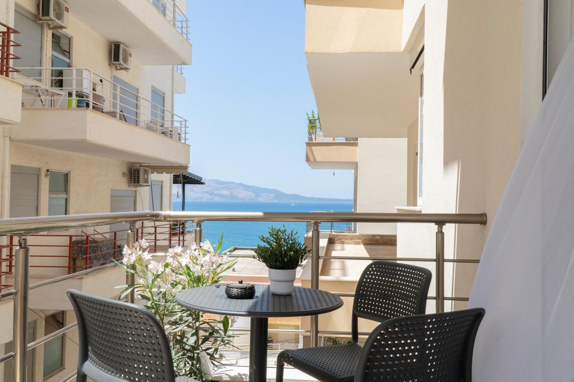 Mateo Apartments Saranda Extérieur photo