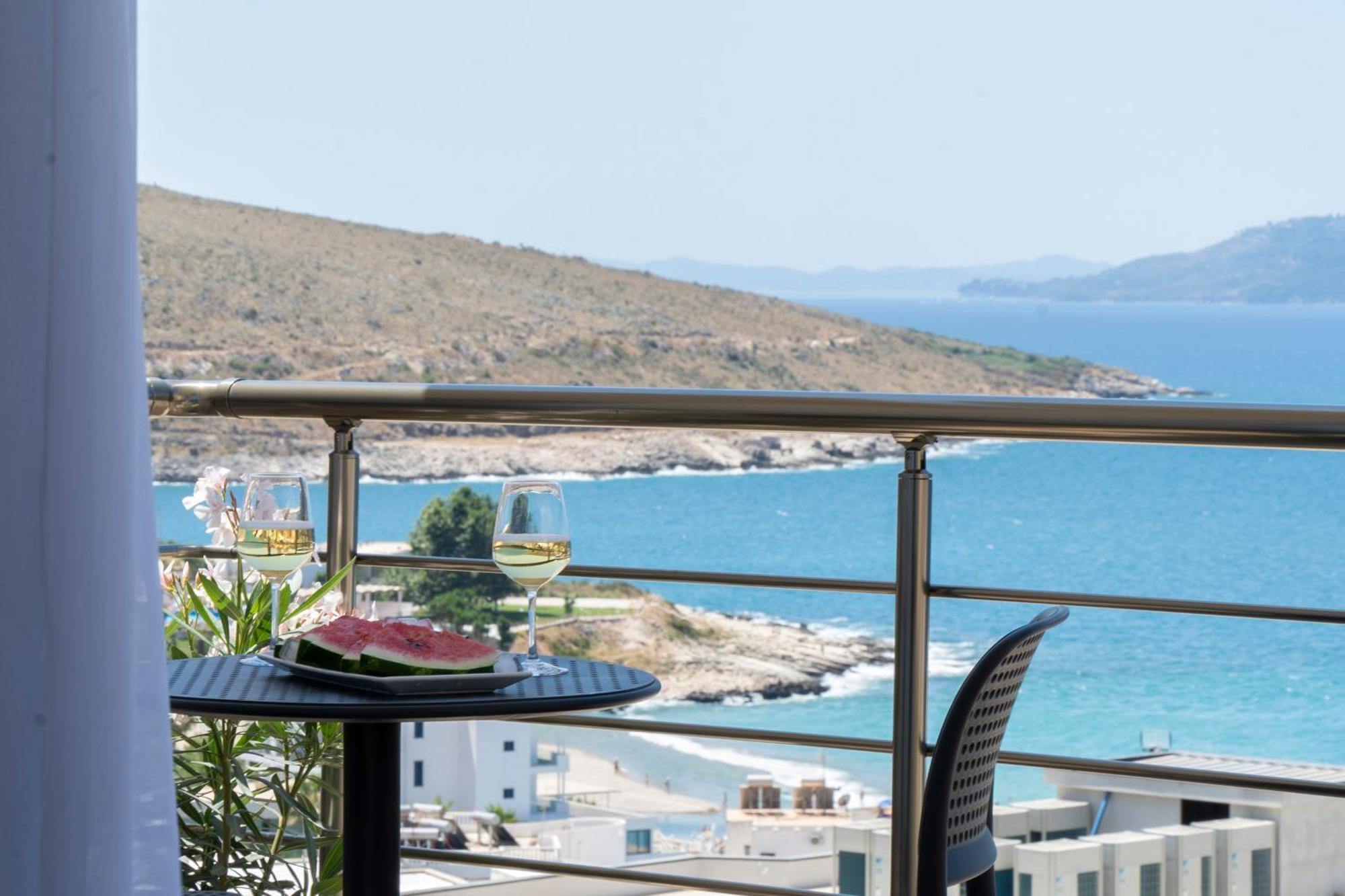 Mateo Apartments Saranda Extérieur photo