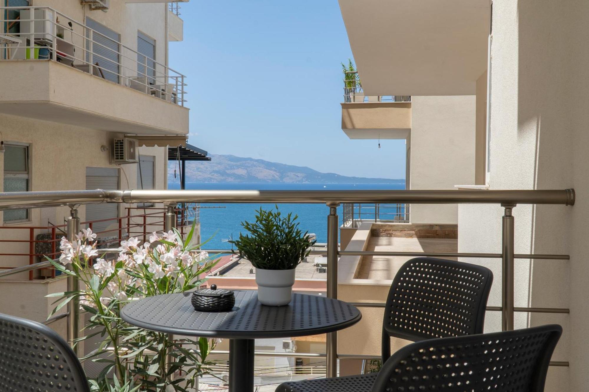 Mateo Apartments Saranda Extérieur photo